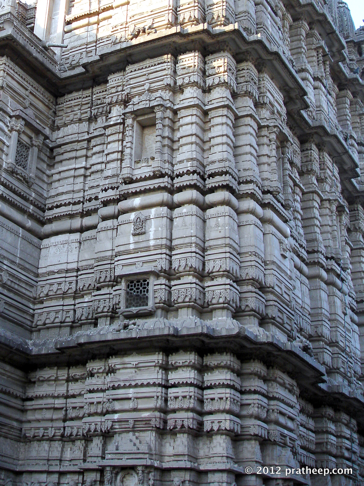 Outerwall of Hutheesing Jain Temple