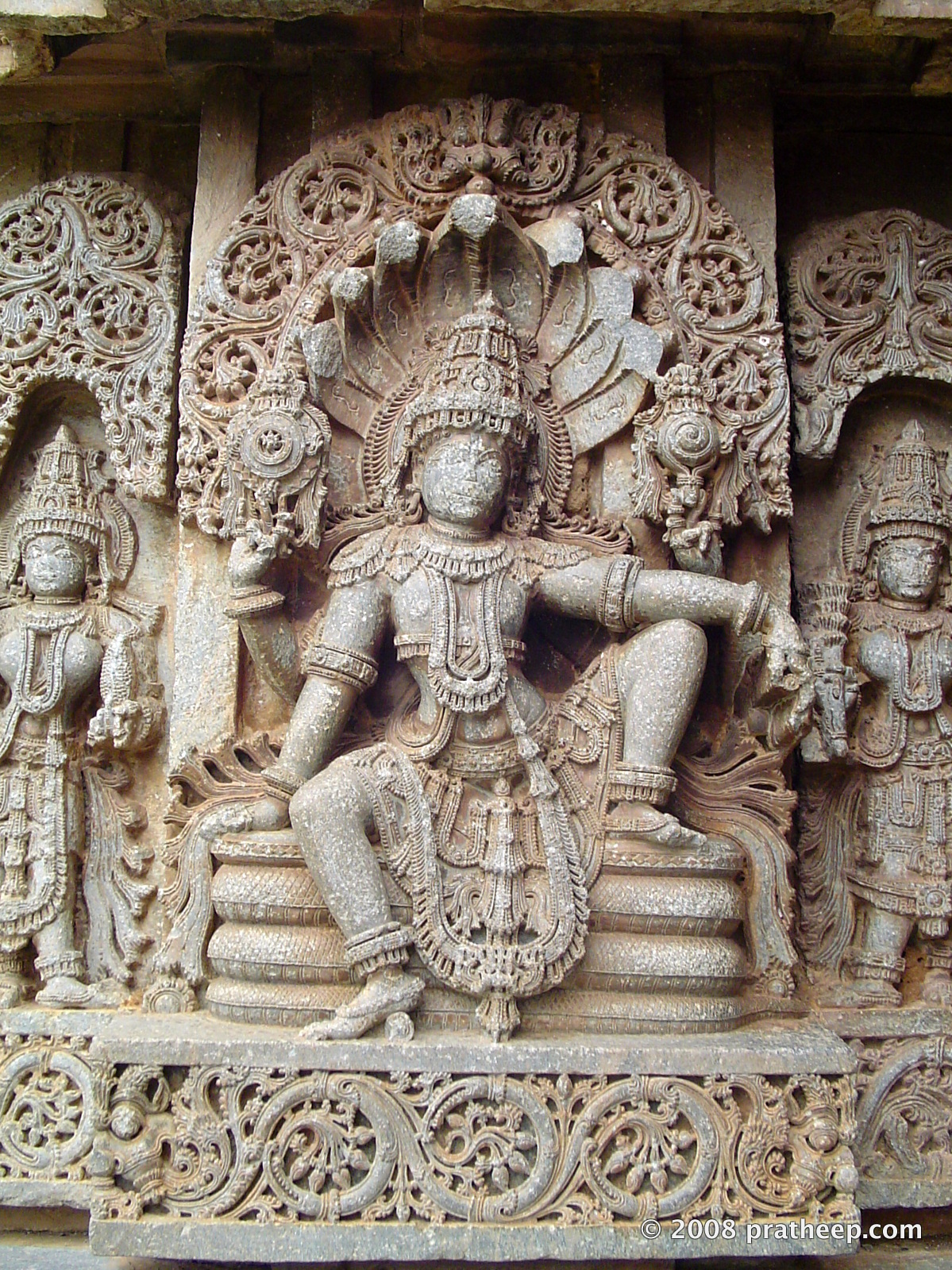 image from Hosaholalu temple
