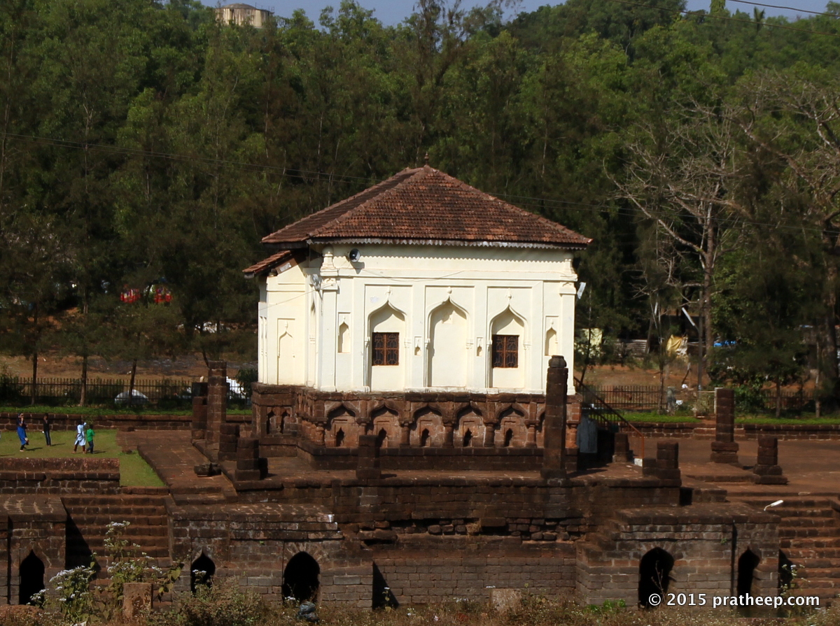 This mosque built in 1560 by the Bijapuri ruler Ibrahim Adil Shah I about 2 km from center of Ponda. Goa.