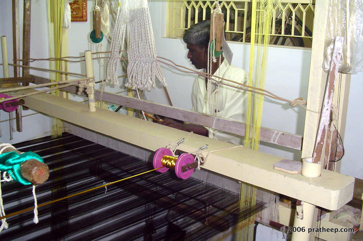 Manual loom in Kanchipuram