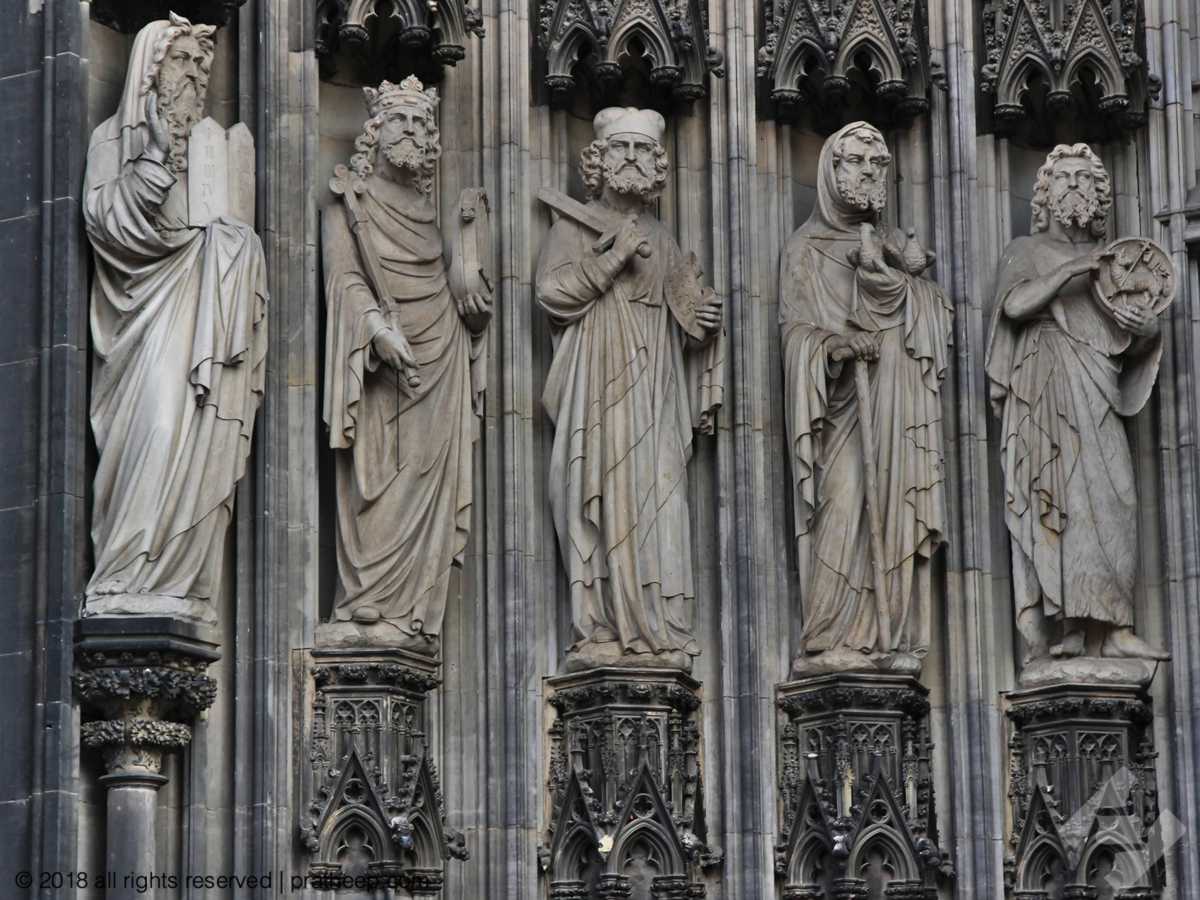 Statues on the facade of Cologne Cathedral
